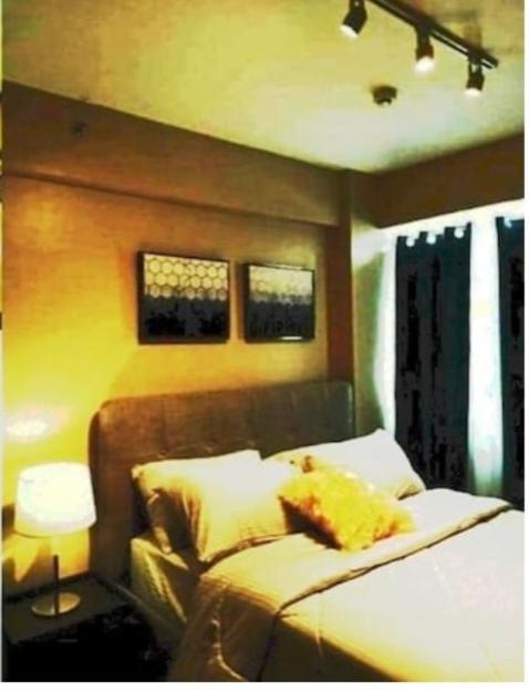 The Lancris Residences, 2 Bedrooms, 1 Bathroom, Living-Room, Kitchen & Pool Is Free Paranaque City Extérieur photo